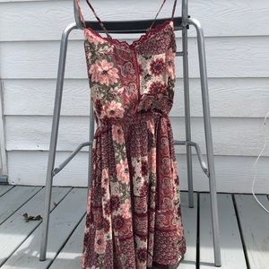 XS Hollister Burgundy Dress